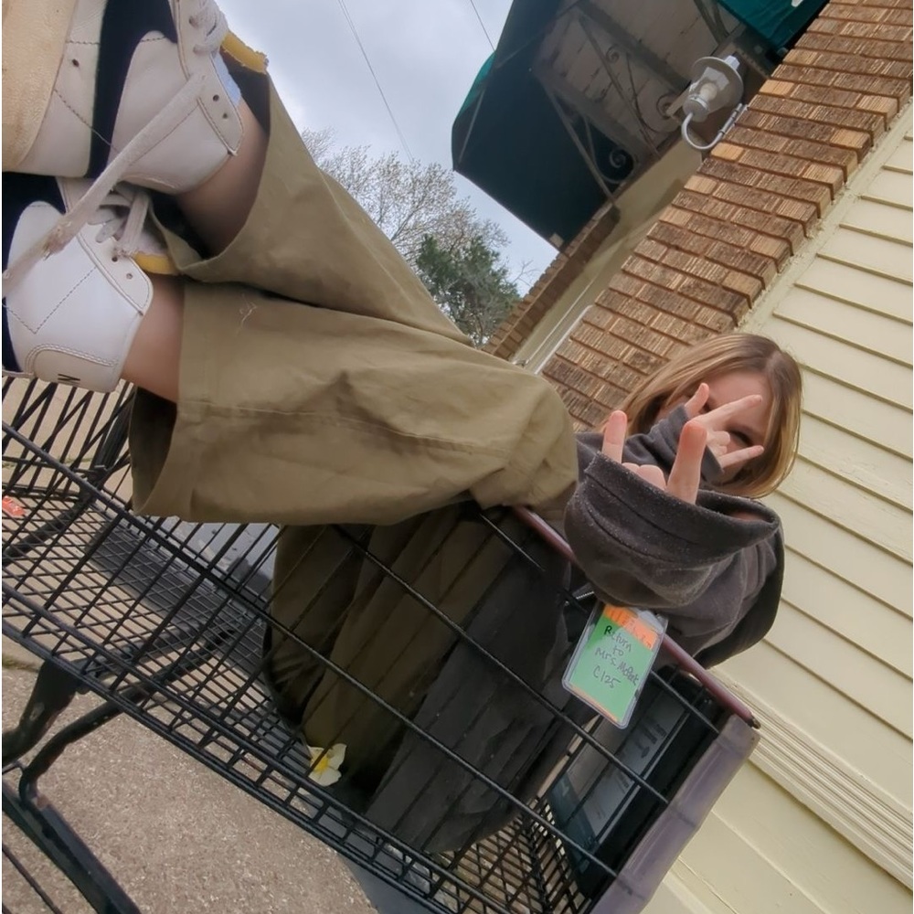 Meet your Posher, Annabelle